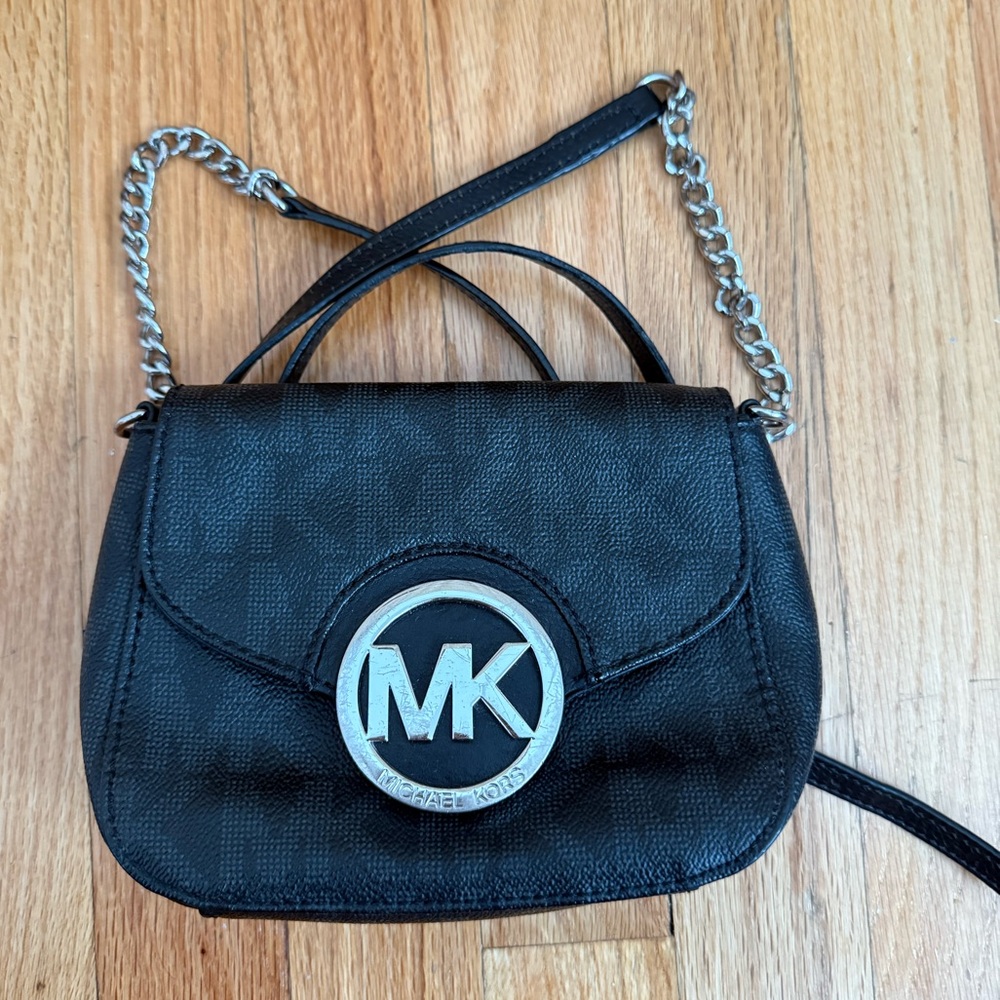 Michael Kors Fulton Small Black Leather Crossbody